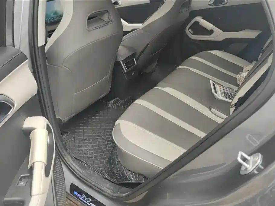 Yuan UP 2025 Smart Driving Edition 401KM Leading Model — миниатюра 11