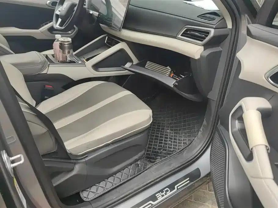 Yuan UP 2025 Smart Driving Edition 401KM Leading Model — миниатюра 8