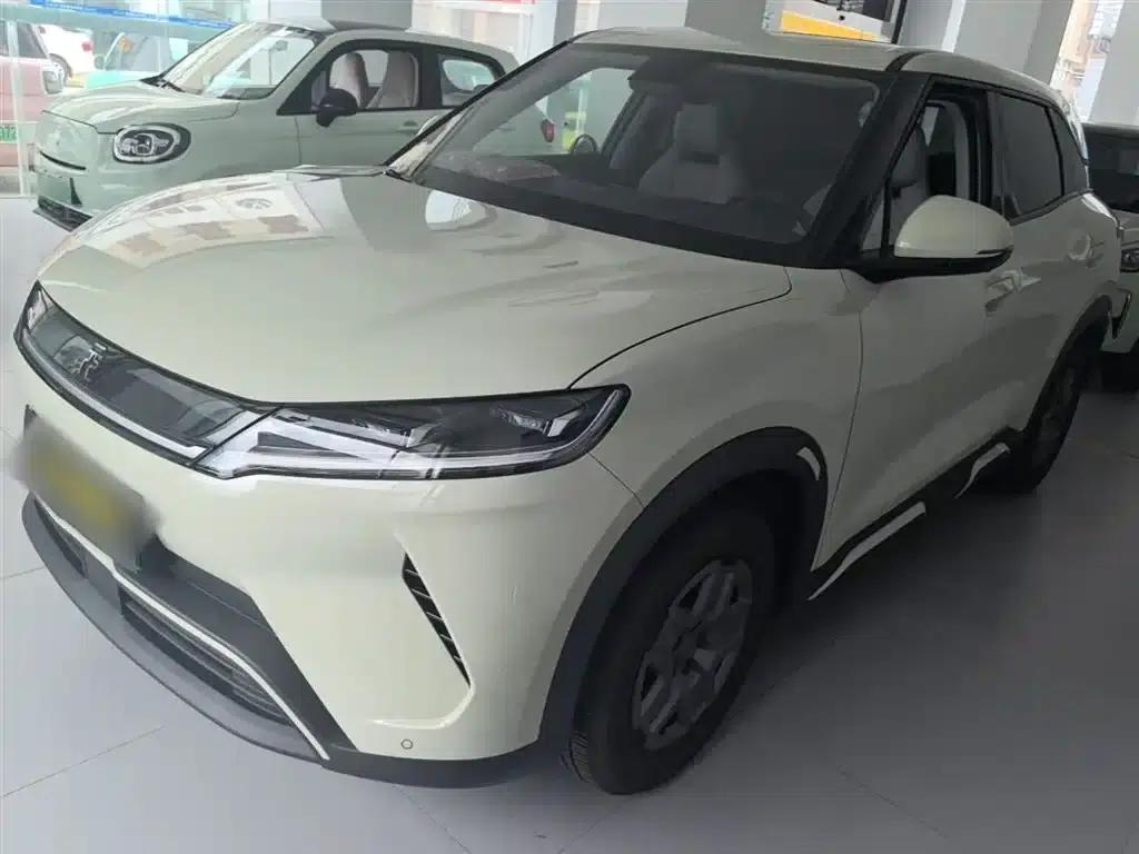 Yuan UP 2025 301KM Navigator — миниатюра 1
