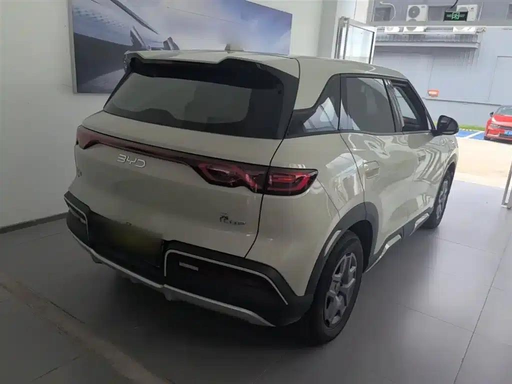 Yuan UP 2025 301KM Navigator — миниатюра 7