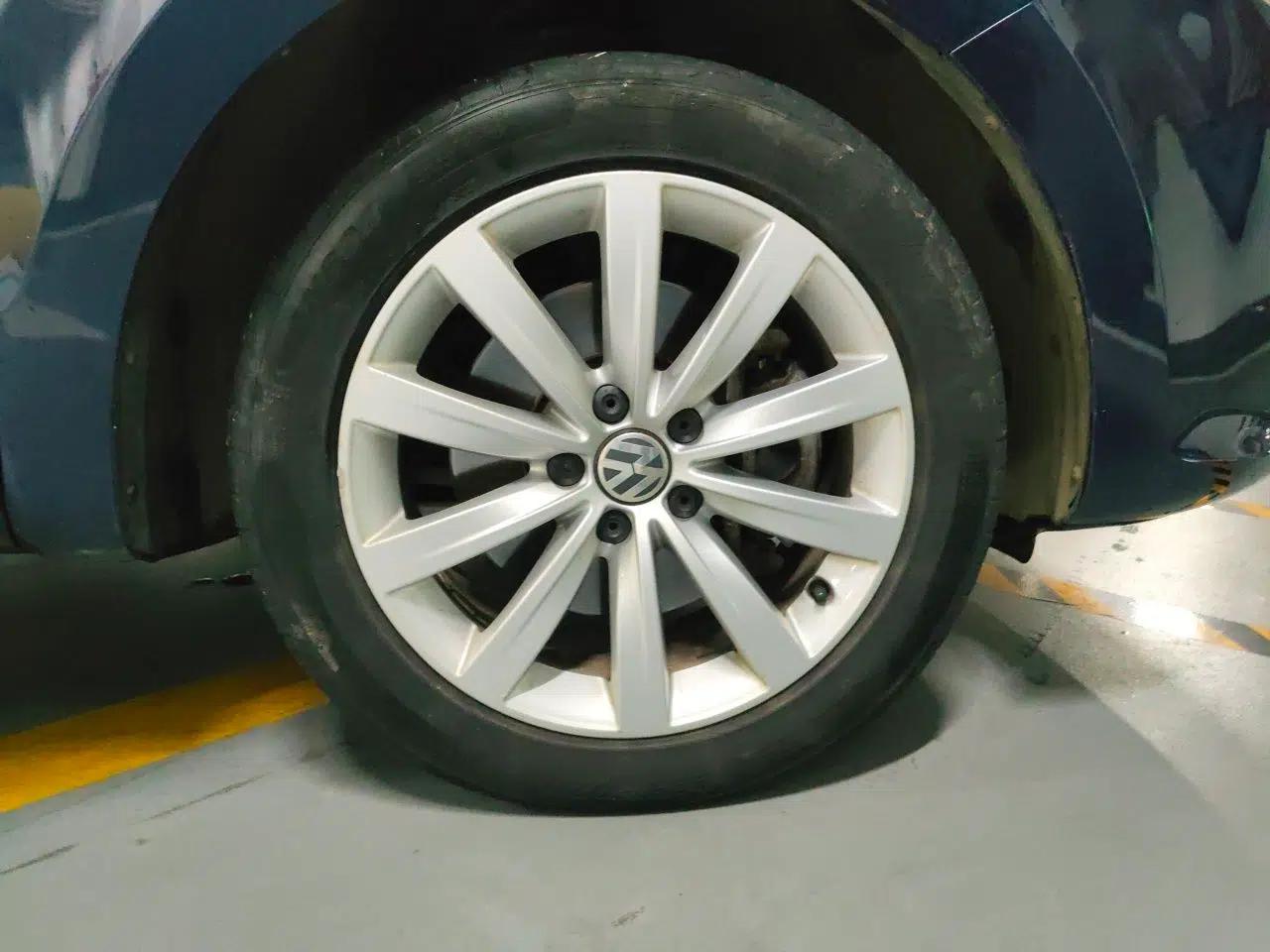 Volkswagen Sharan 2016 380TSI Luxury 7-Seater — миниатюра 8