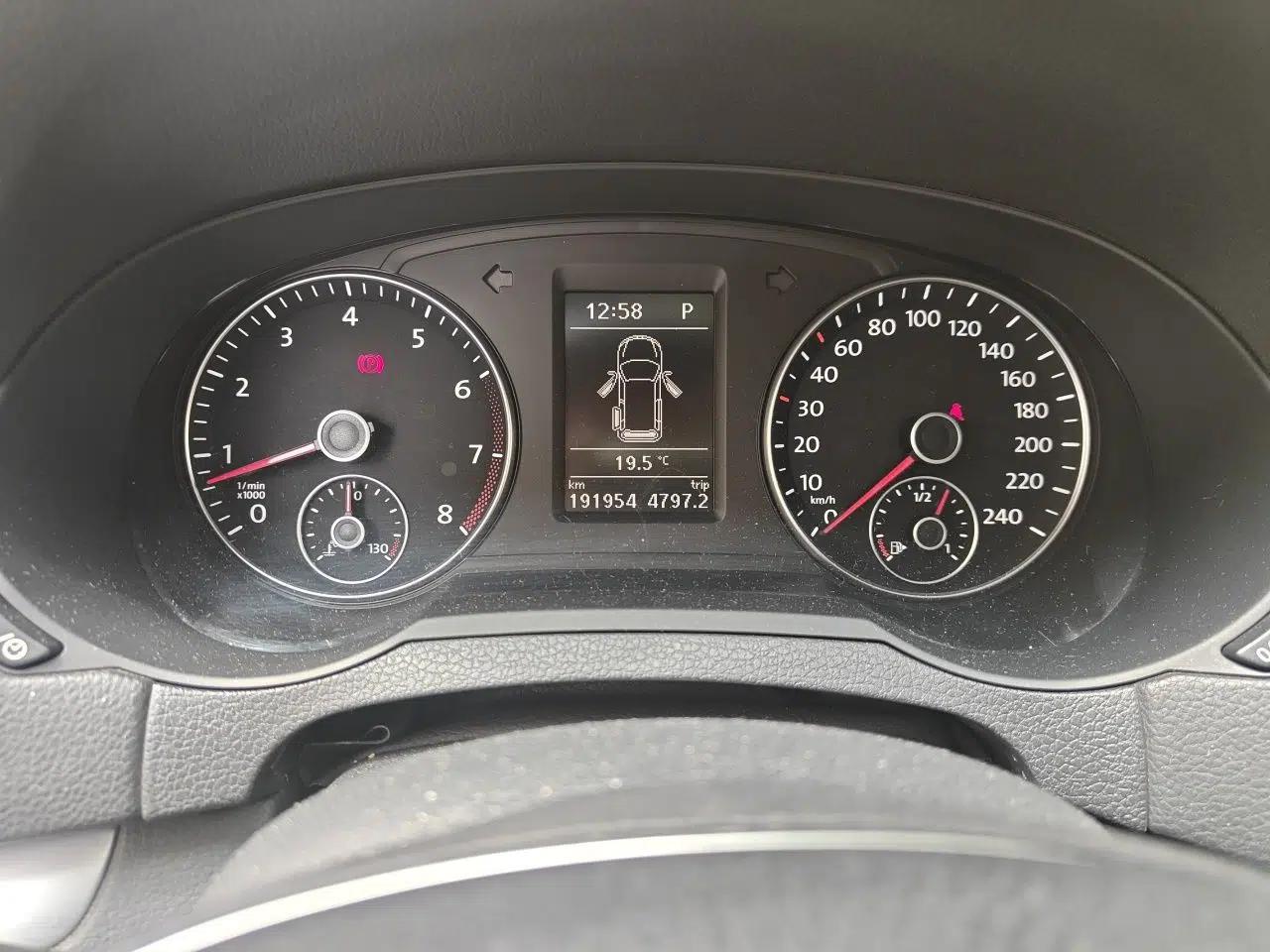 Volkswagen Sharan 2016 380TSI Comfort Edition 7-Seater — миниатюра 12