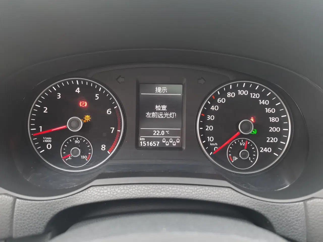 Volkswagen Sharan 2013 1.8TSI Standard Model — миниатюра 12