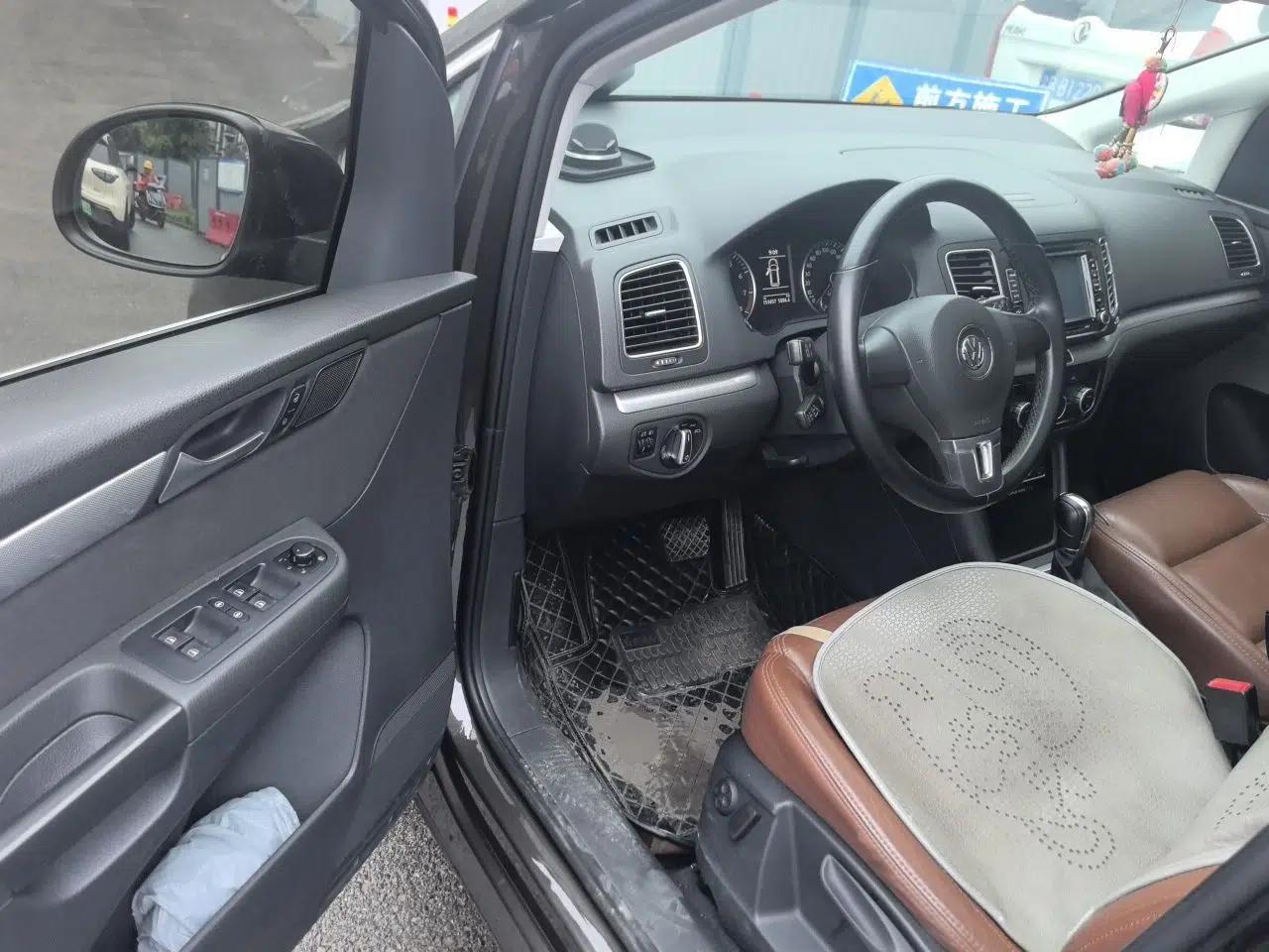 Volkswagen Sharan 2013 1.8TSI Standard Model — миниатюра 17