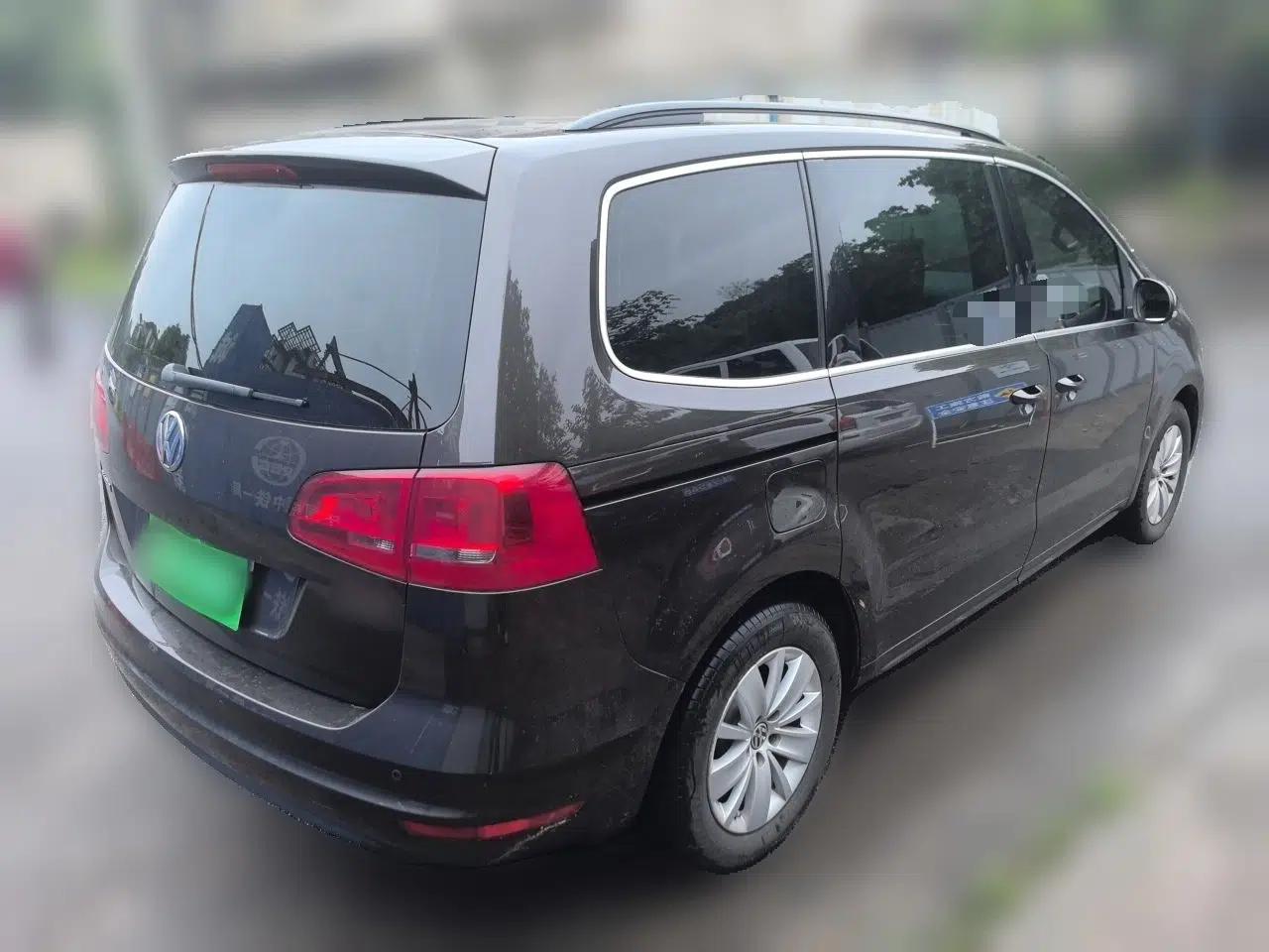 Volkswagen Sharan 2013 1.8TSI Standard Model — миниатюра 6