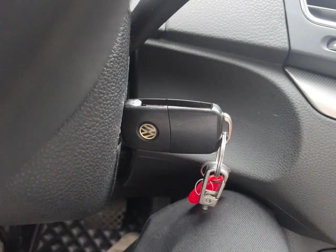 Volkswagen Sharan 2013 1.8TSI Standard Model — миниатюра 9