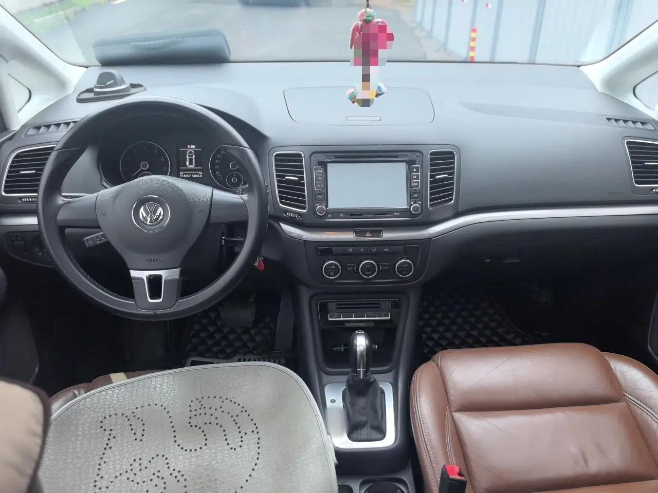 Volkswagen Sharan 2013 1.8TSI Standard Model — миниатюра 10