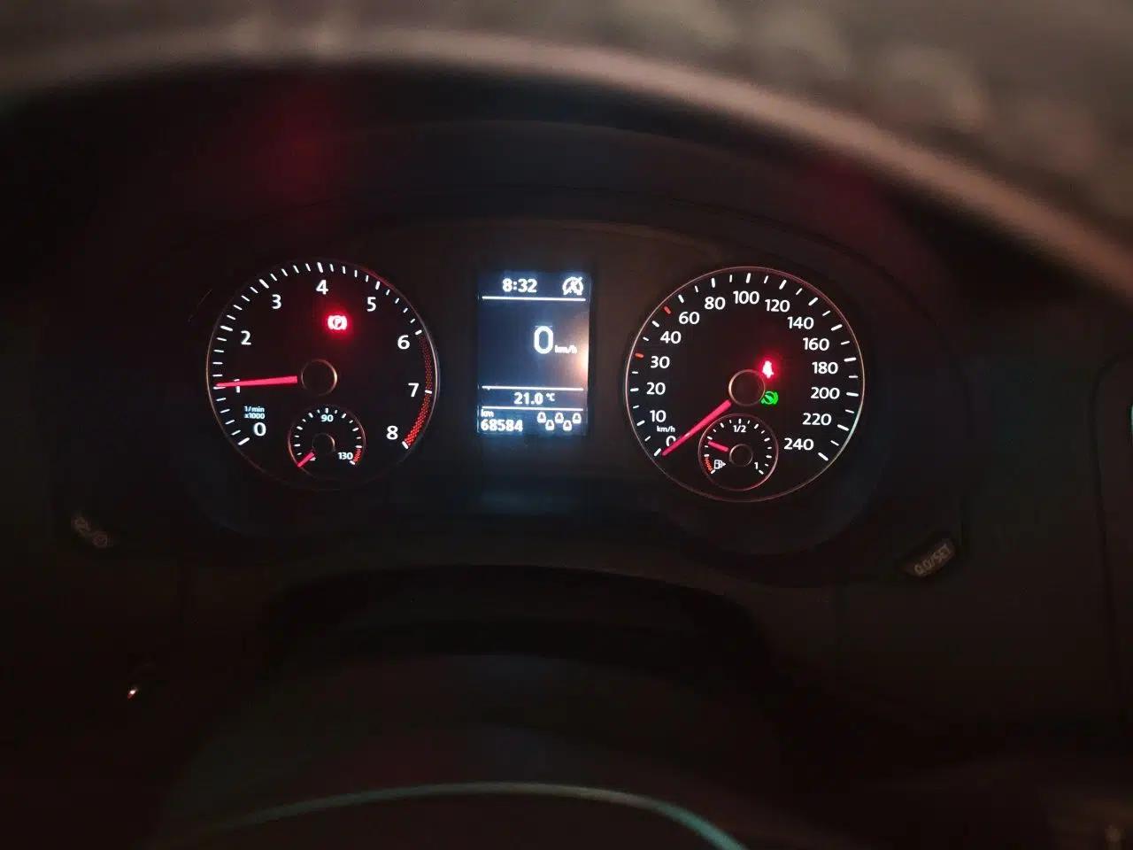 Volkswagen Sharan 2018 380TSI Luxury 7-Seater — миниатюра 12