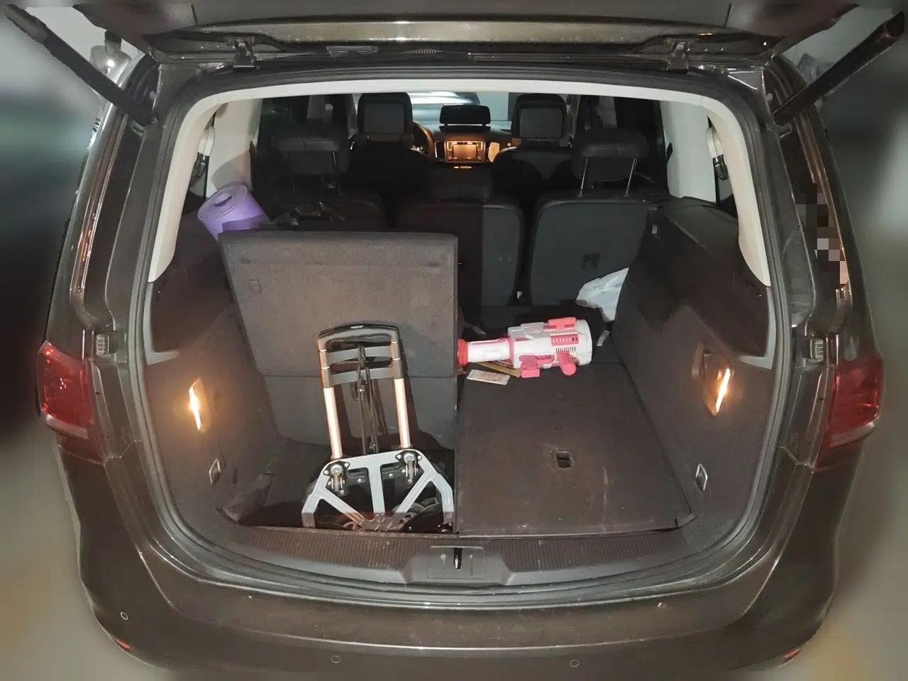 Volkswagen Sharan 2018 380TSI Luxury 7-Seater — миниатюра 20