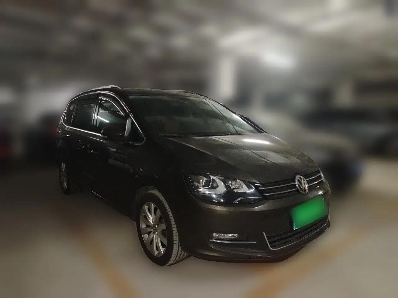 Volkswagen Sharan 2018 380TSI Luxury 7-Seater — миниатюра 3