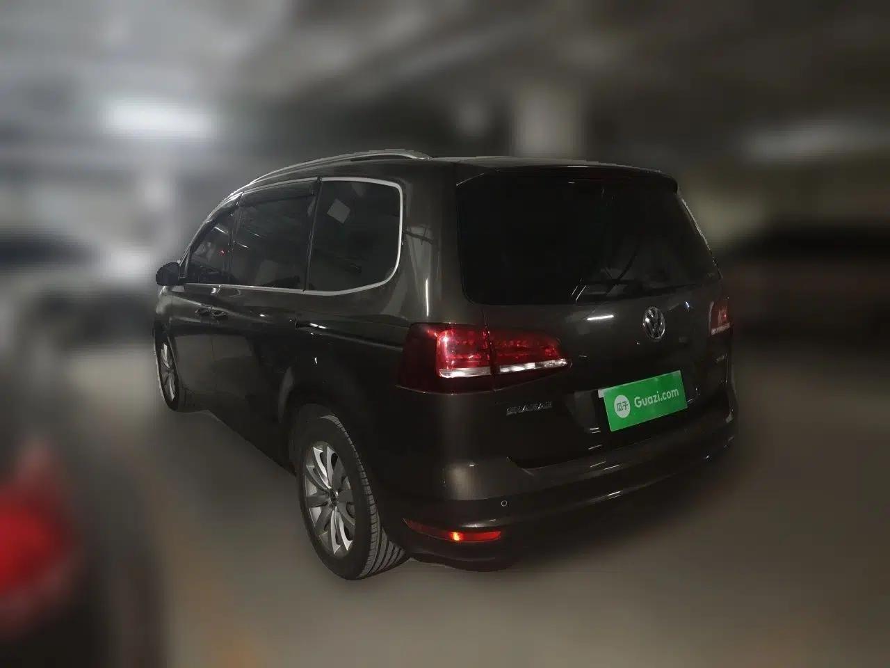 Volkswagen Sharan 2018 380TSI Luxury 7-Seater — миниатюра 4