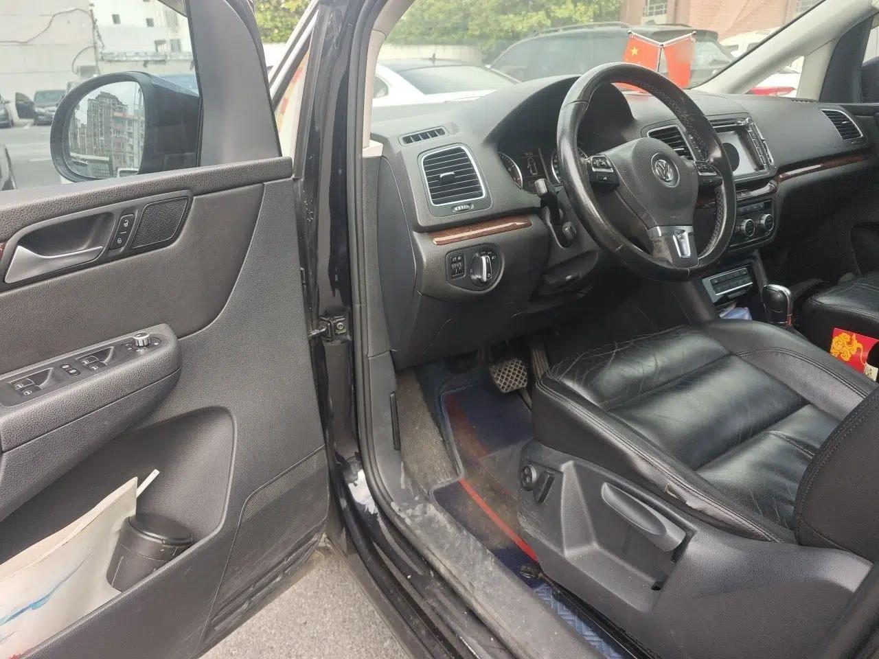 Volkswagen Sharan 2013 1.8TSI Comfort Model Euro IV — миниатюра 17
