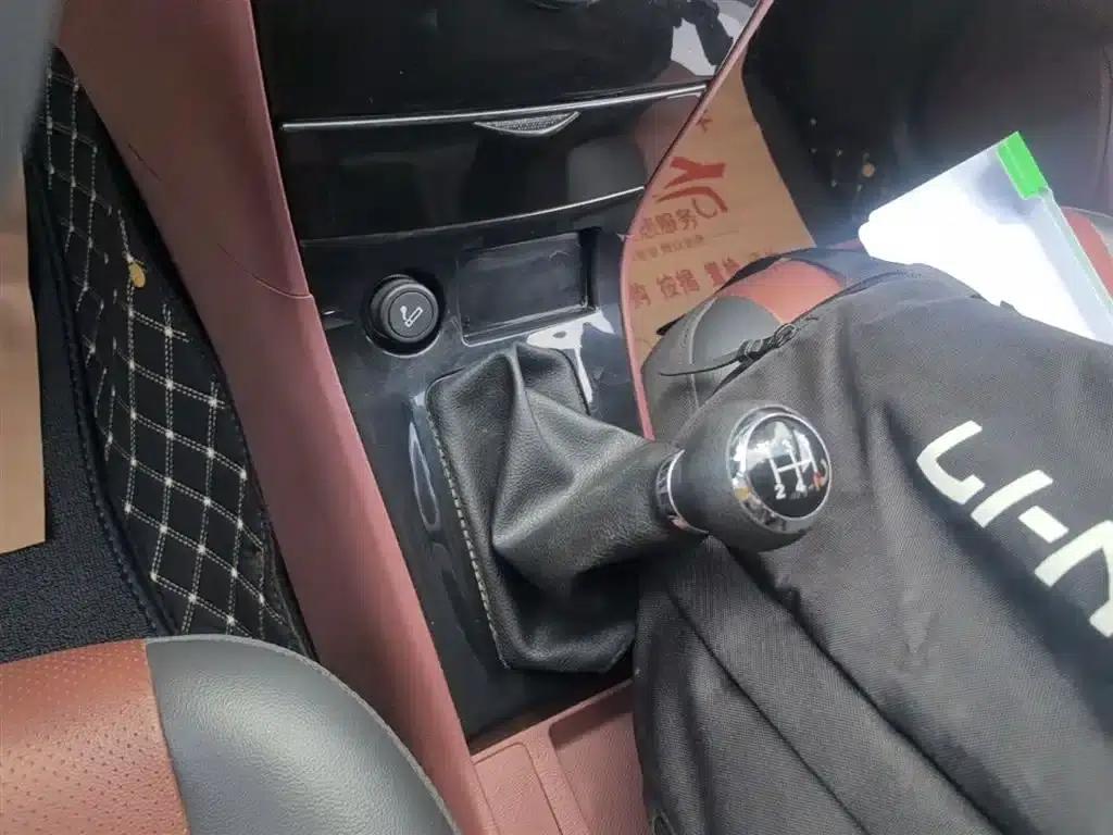 BYD F3 2018 1.5L Manual Classic Edition — миниатюра 14