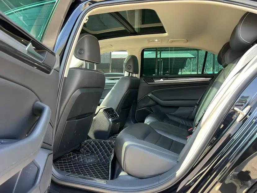 Volkswagen Phideon 2019 380TSI Two-Wheel Drive Business Edition China VI Standard — миниатюра 7