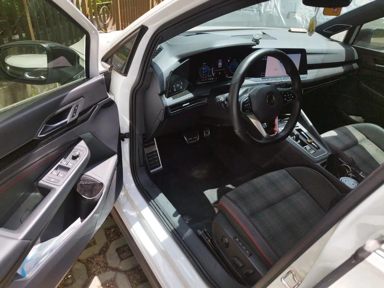 Volkswagen Golf GTI 2021 380TSI DSG GTI — миниатюра 17