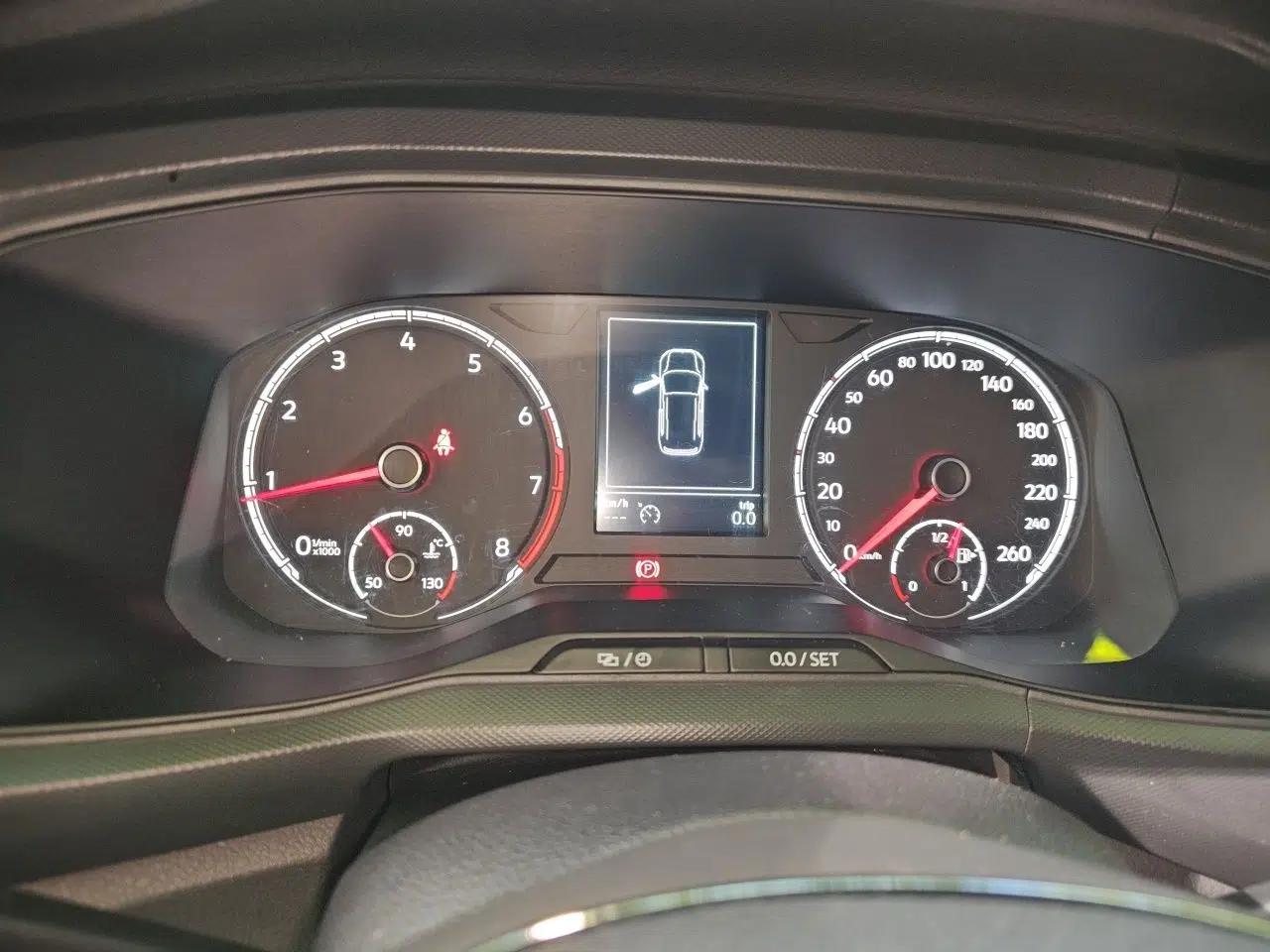 Volkswagen T-Cross 2019 1.5L Automatic Fashion Edition — миниатюра 12