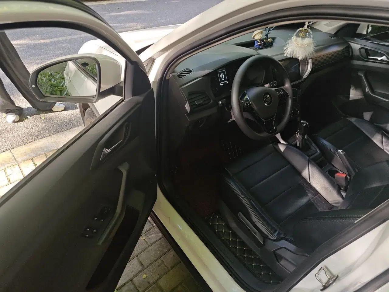 Volkswagen T-Cross 2019 1.5L Automatic Fashion Edition — миниатюра 17