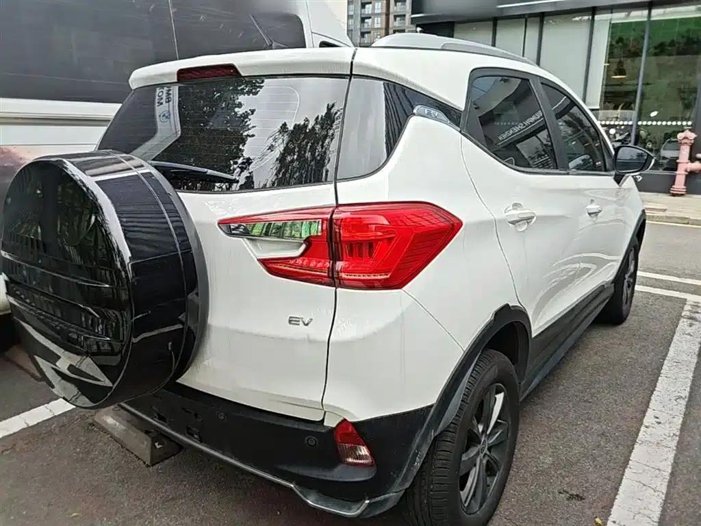 Yuan New Energy 2019 EV360 Intelligent Enjoyment Edition — миниатюра 7