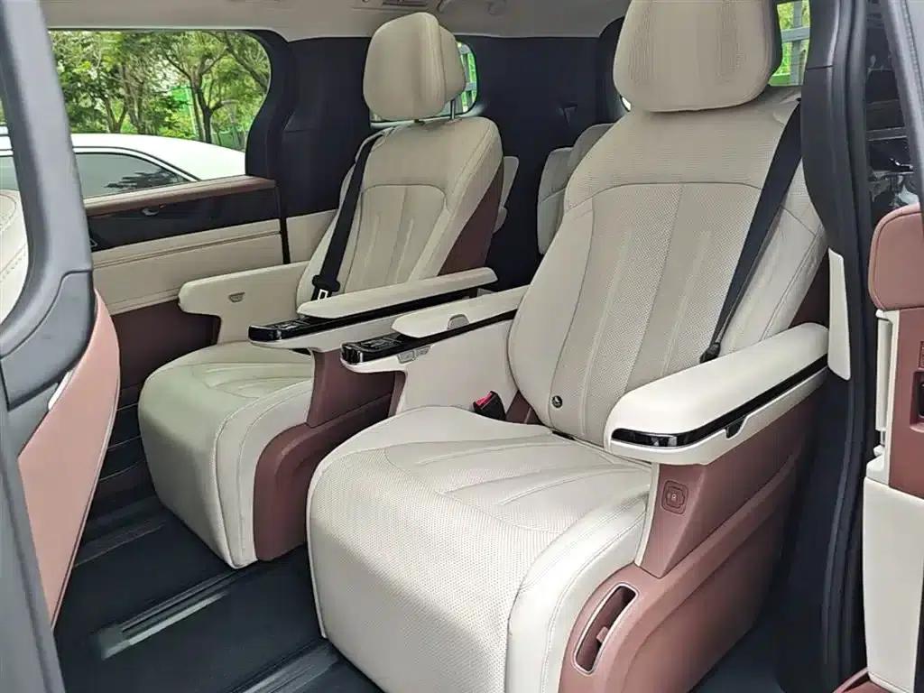 Summer 2025 DM-i 1.5T 180km Excellent Edition — миниатюра 17