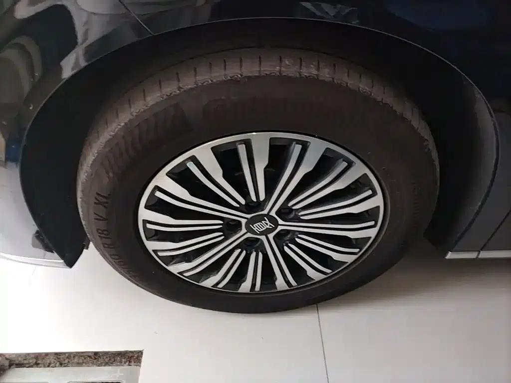 Summer 2025 DM-i 1.5T 180km/h Superior Edition — миниатюра 23