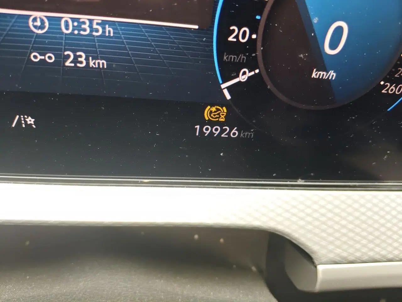 Volkswagen Tavendor 2023 380TSI Four-Wheel Drive R-Line Cruise Edition — миниатюра 13