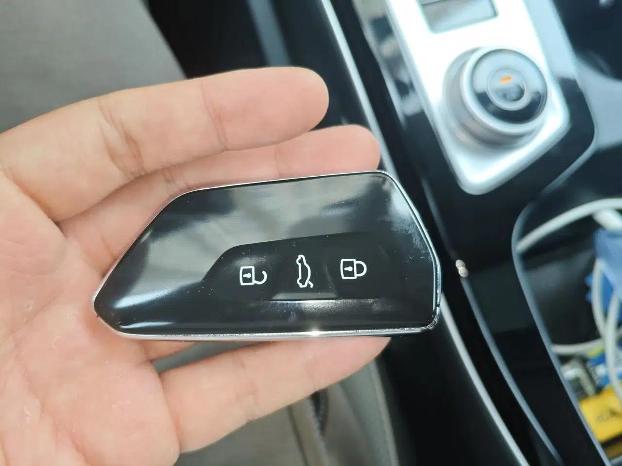 Volkswagen Tavendor 2023 380TSI Four-Wheel Drive R-Line Cruise Edition — миниатюра 9