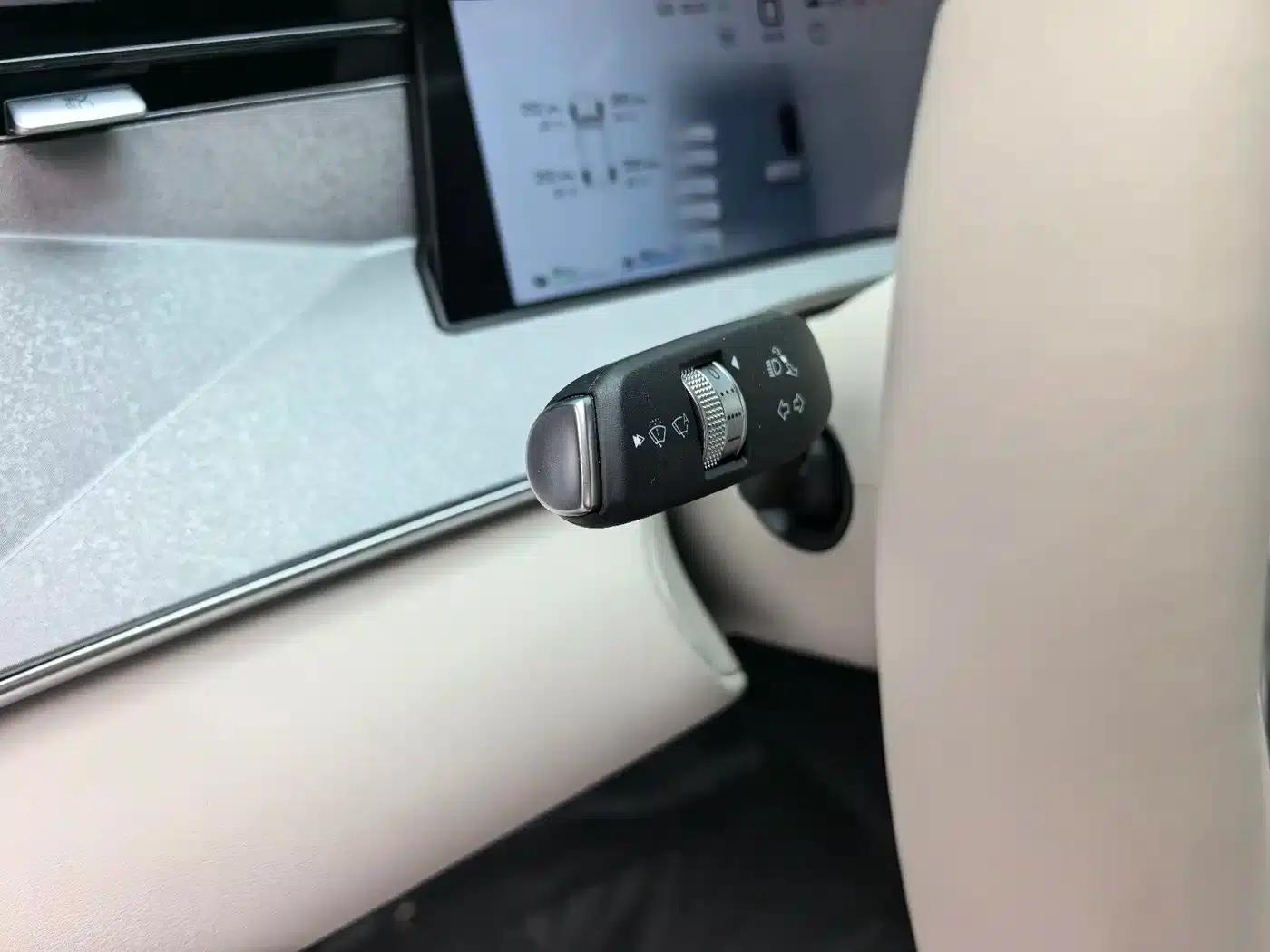 Han L 2025 DM-i 200KM LiDAR Premium Edition — миниатюра 11
