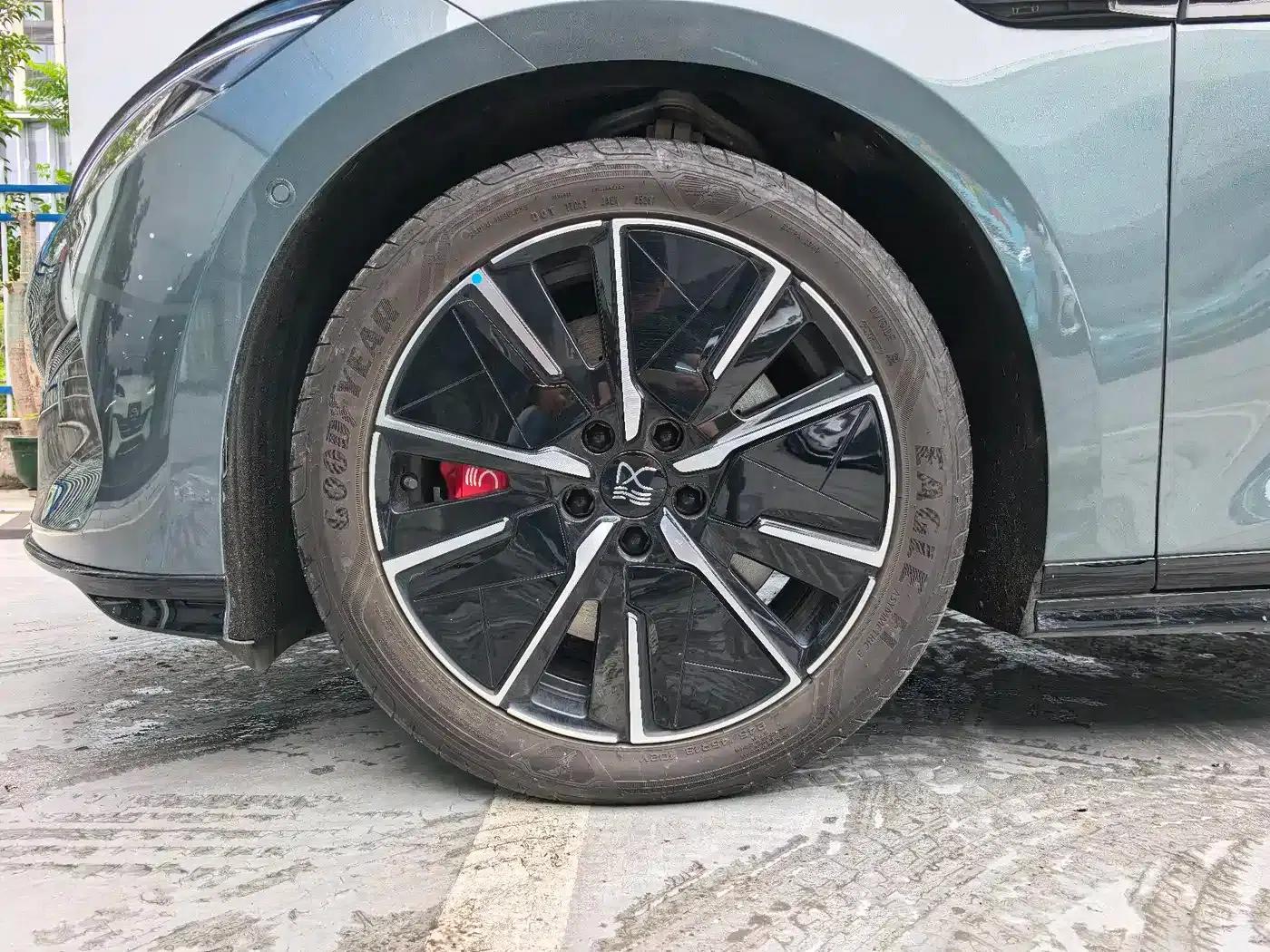 Han L 2025 DM-i 200KM LiDAR Premium Edition — миниатюра 17