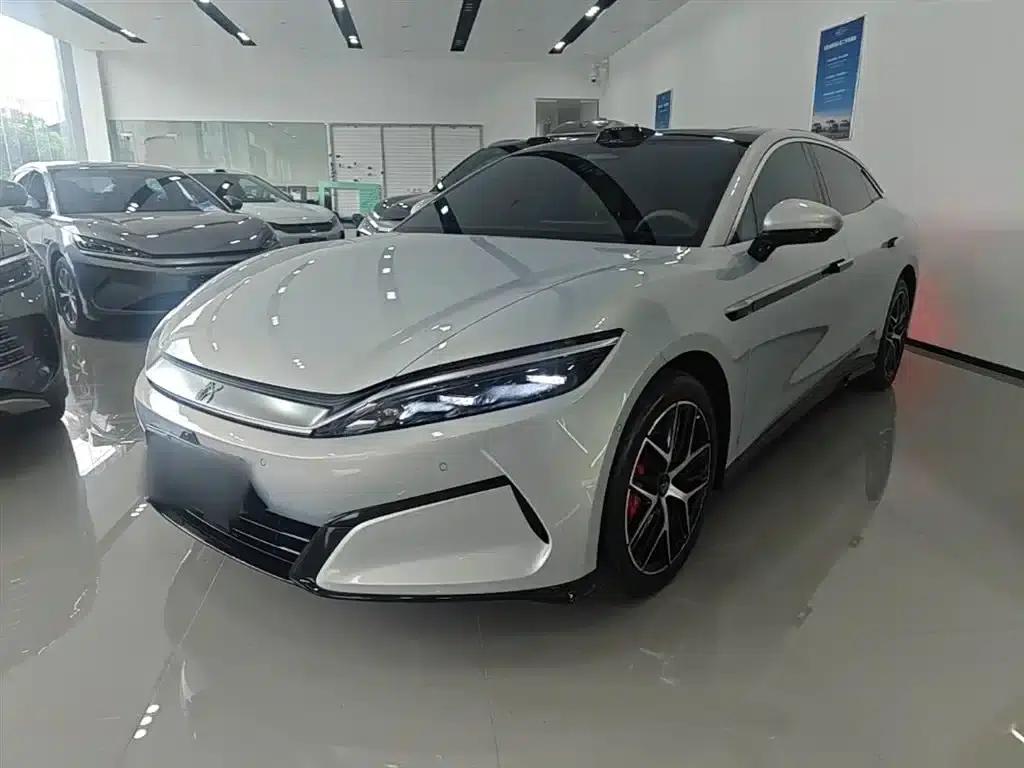 Han L 2025 EV All-Wheel Drive LiDAR Flagship Edition — миниатюра 1