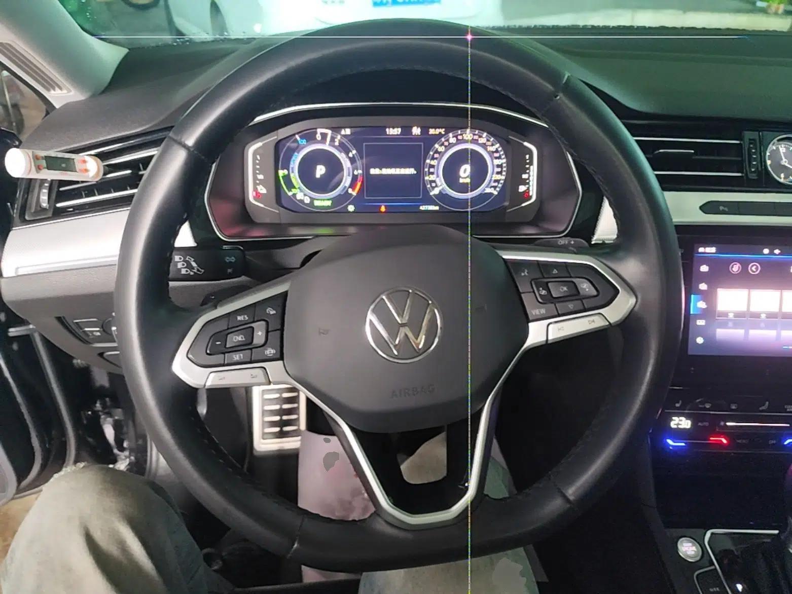 Volkswagen Magotan GTE Plug-in Hybrid 2022 GTE Luxury Model — миниатюра 14