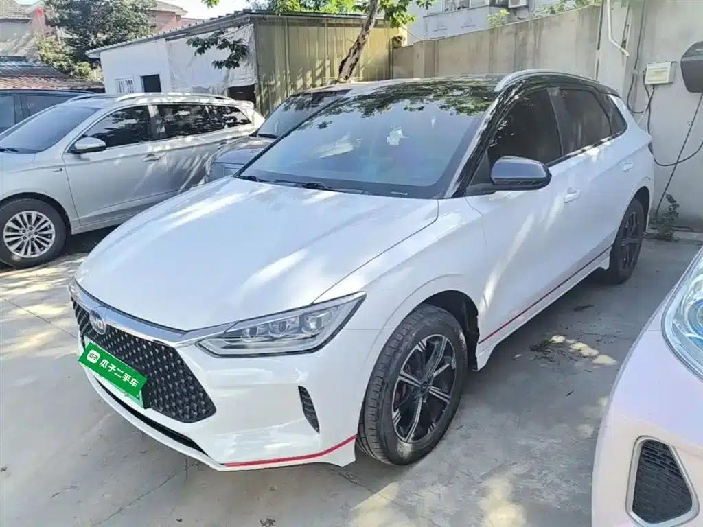 BYD e2 2021 Premium Edition — миниатюра 1
