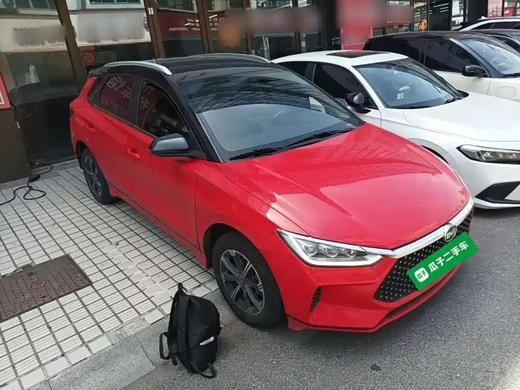 BYD e2 2020 Upgraded Long-Range Luxury Edition — миниатюра 4