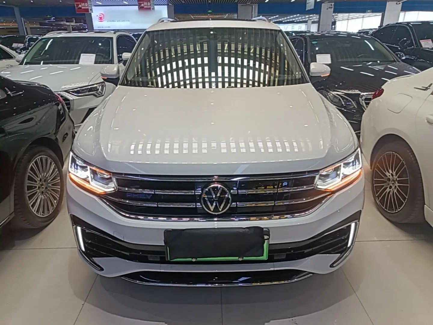 Volkswagen Tiguan L New Energy 2022 430 PHEV Plug-in Hybrid Prestige Edition — миниатюра 2