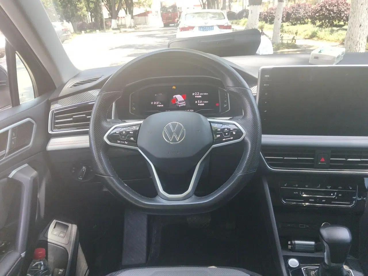 Volkswagen Tiguan L New Energy 2022 430 PHEV Plug-in Hybrid Flagship Edition — миниатюра 11