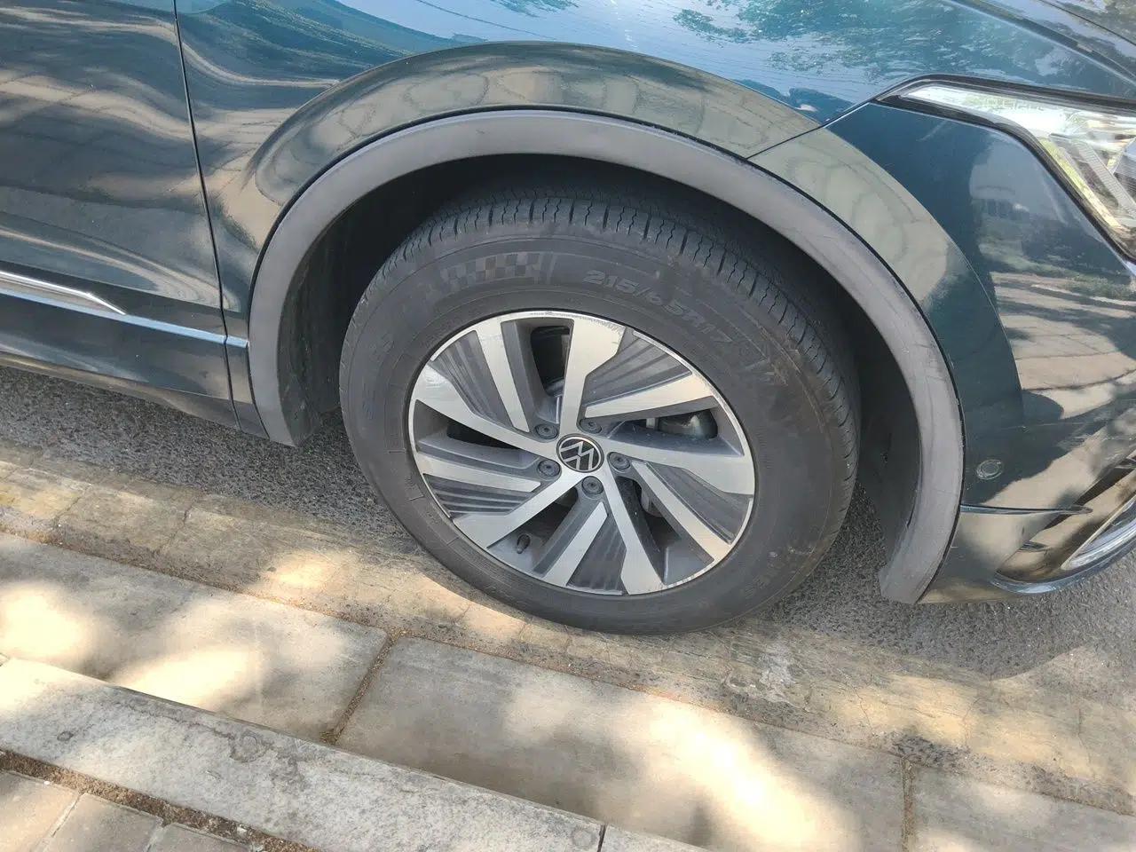 Volkswagen Tiguan L New Energy 2022 430 PHEV Plug-in Hybrid Flagship Edition — миниатюра 8