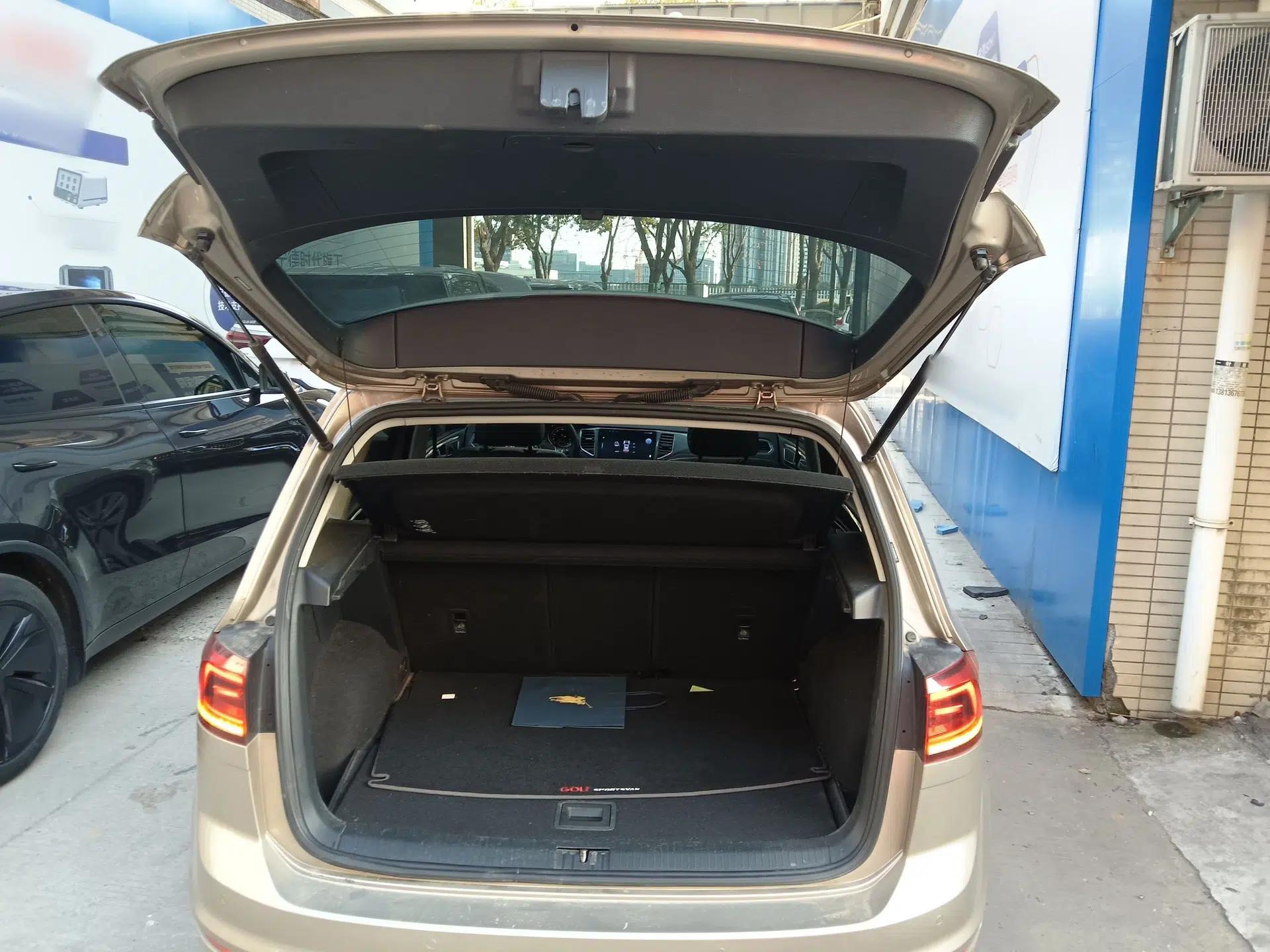 Volkswagen Golf Sportsvan 2018 230TSI Automatic Trend Edition — миниатюра 21