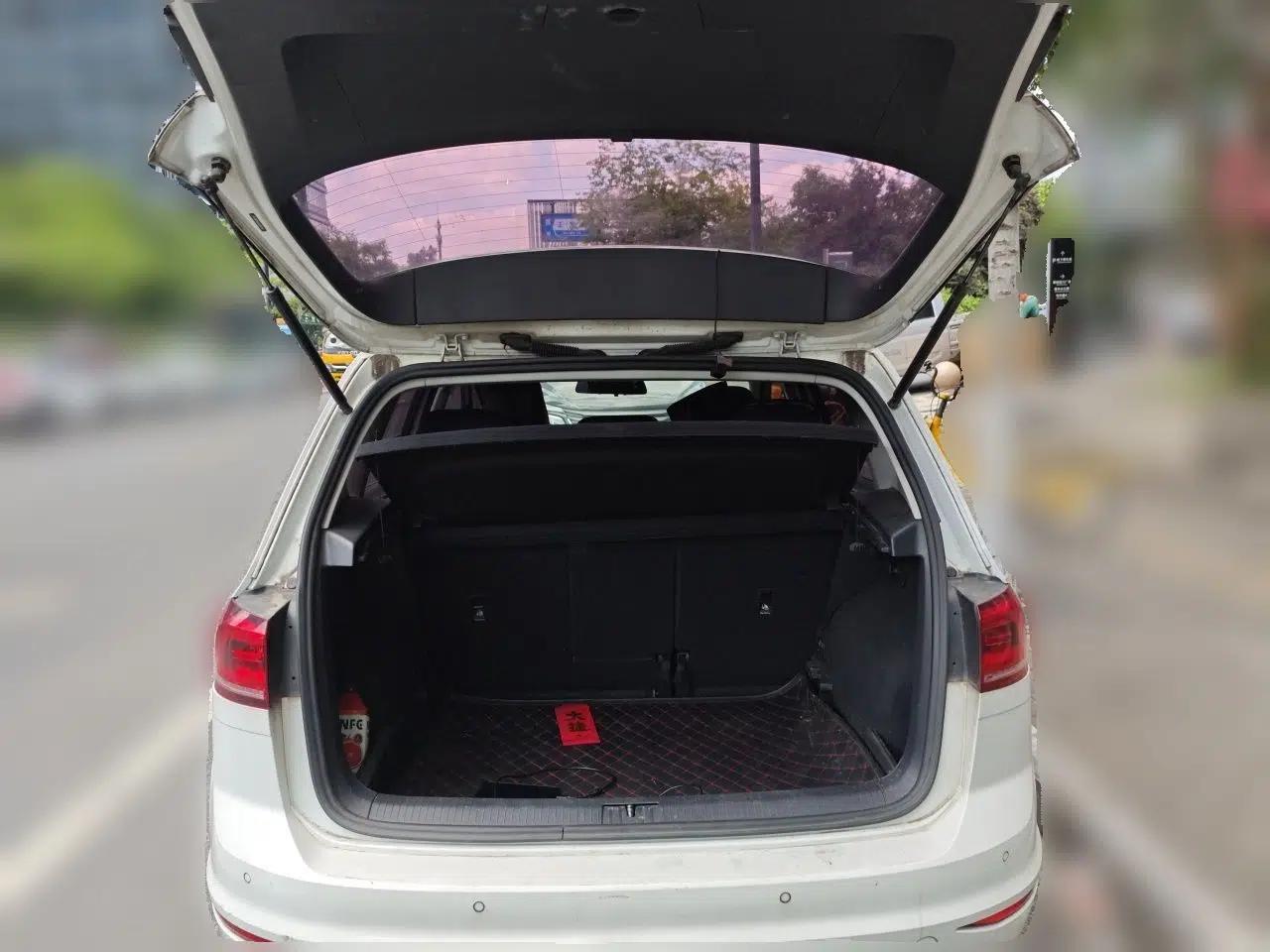 Volkswagen Golf Sportsvan 2018 230TSI Automatic Trend Edition — миниатюра 20