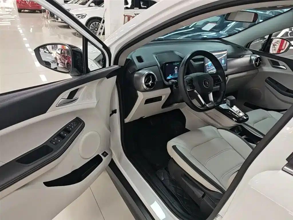Yuan Pro 2021 401KM Luxury Edition — миниатюра 16