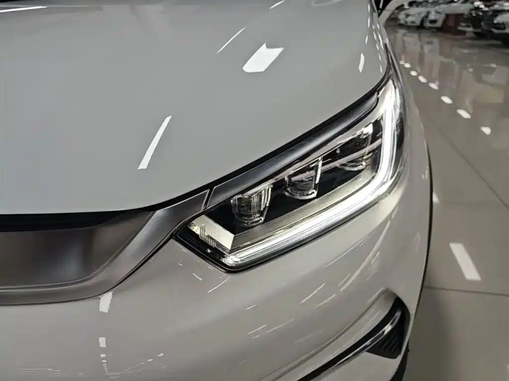 Yuan Pro 2021 401KM Luxury Edition — миниатюра 24