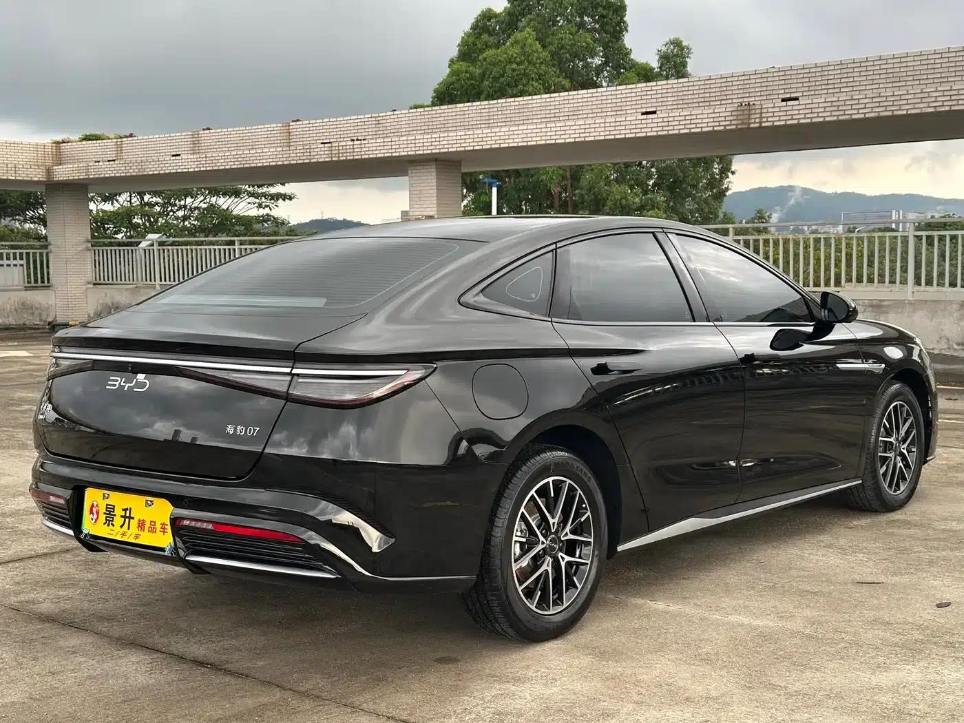 Seal 07 DM-i 2025 Model DM-i 1.5L 70km Elite — миниатюра 5