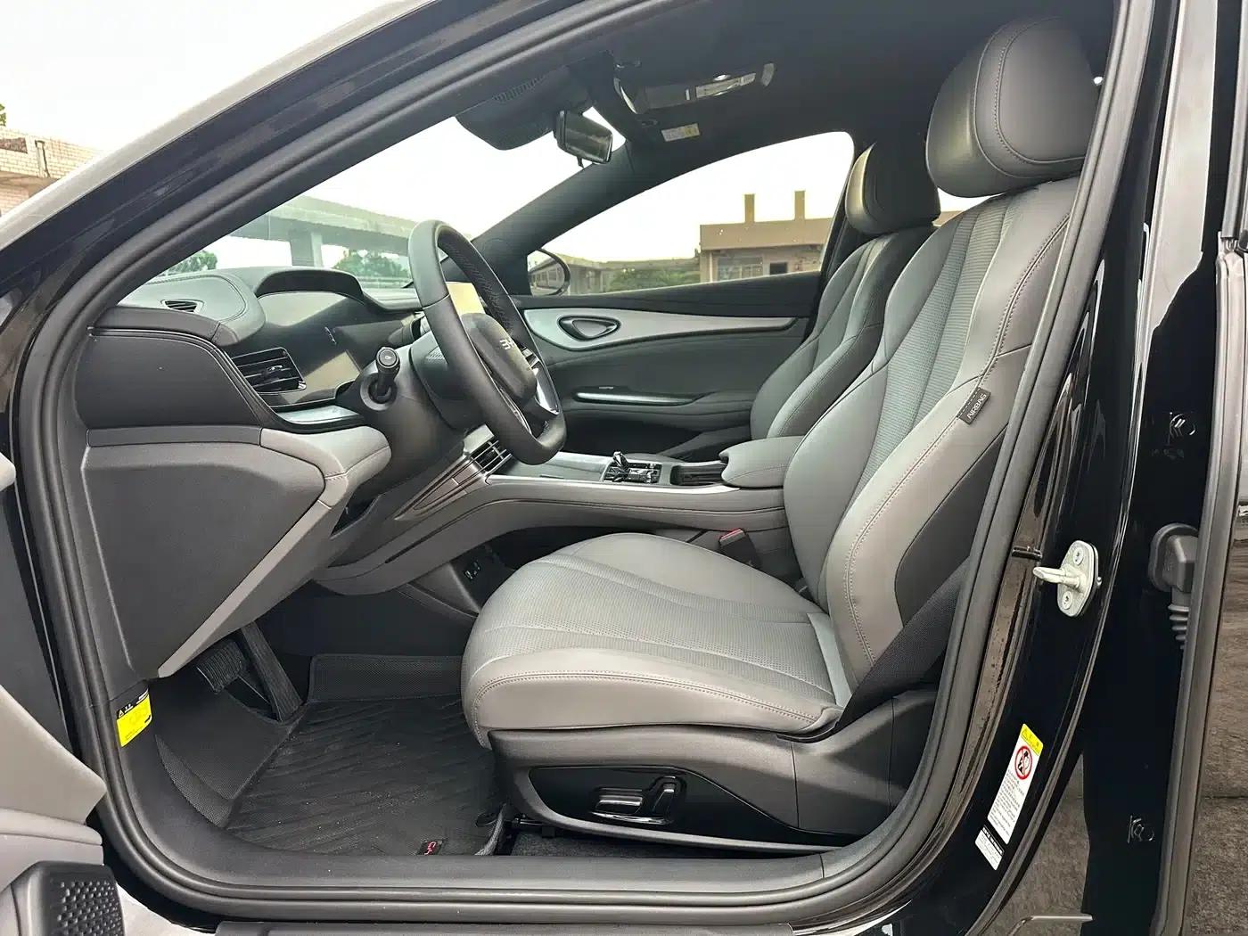 Seal 07 DM-i 2025 Model DM-i 1.5L 70km Elite — миниатюра 9