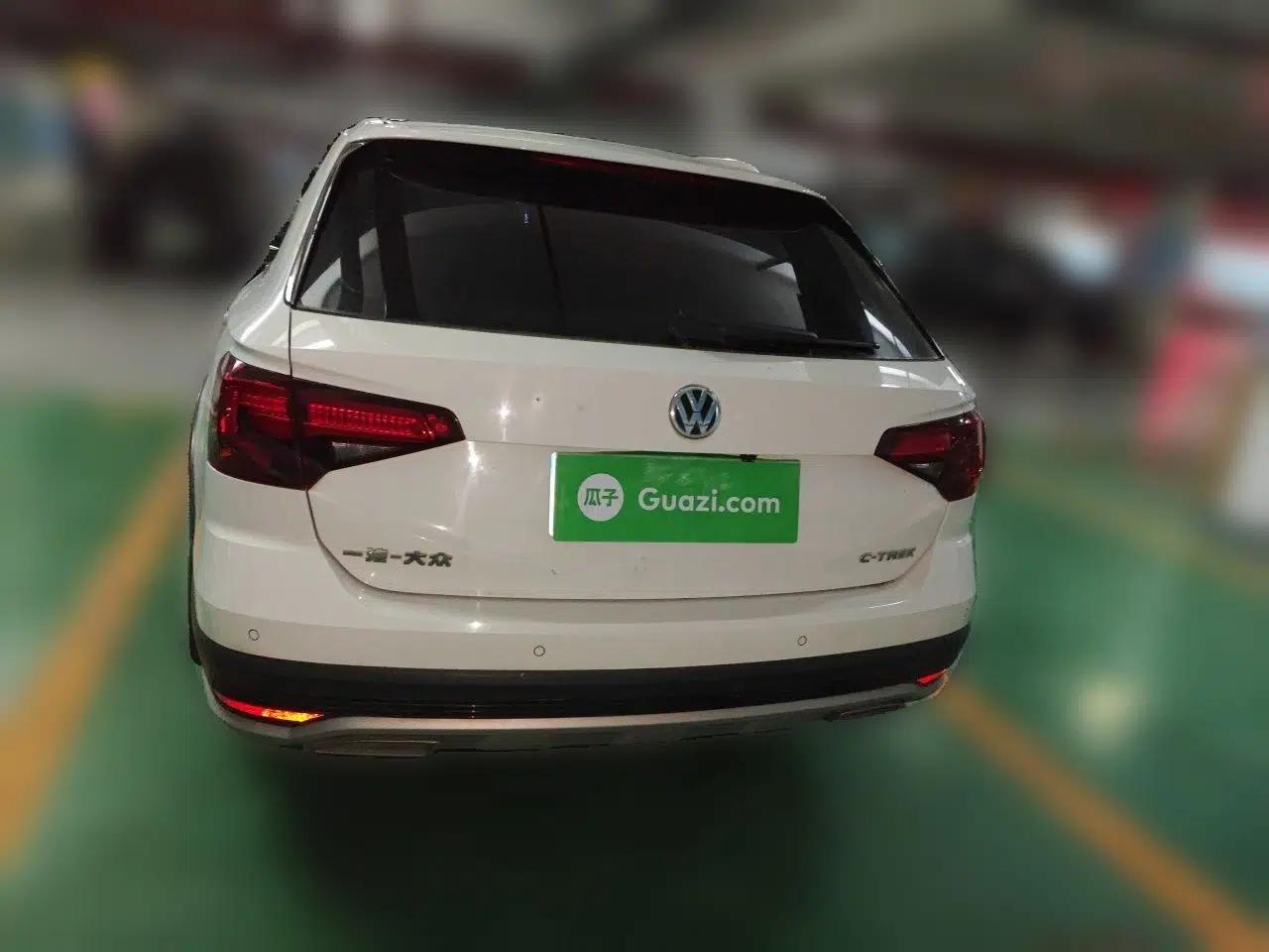 Volkswagen C-TREK 2018 1.5L Manual Comfort Model — миниатюра 3