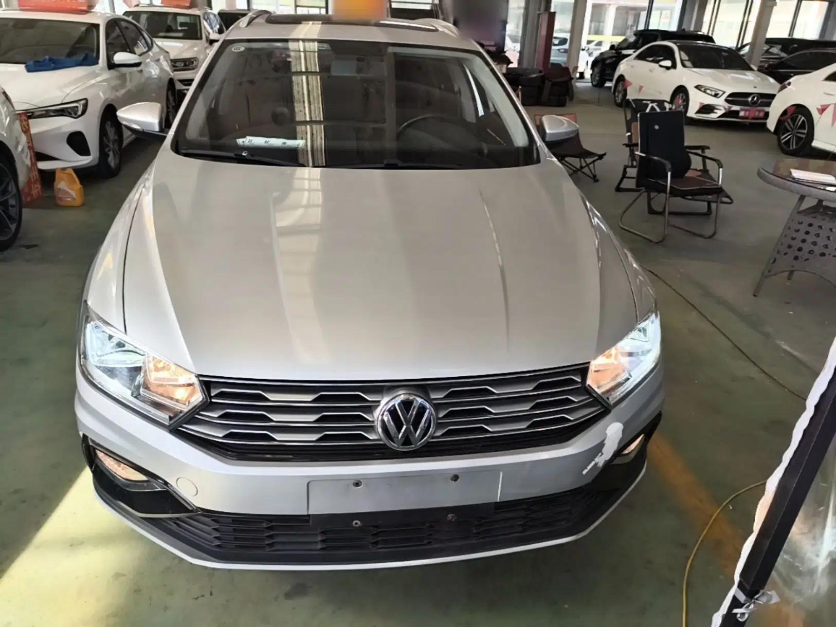 Volkswagen C-TREK 2018 1.5L Automatic Comfort Model — миниатюра 2