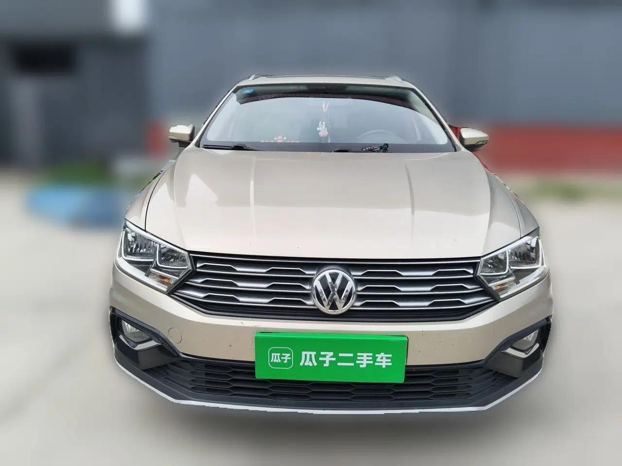 Volkswagen C-TREK 2017 1.6L Automatic Comfort Model — миниатюра 2