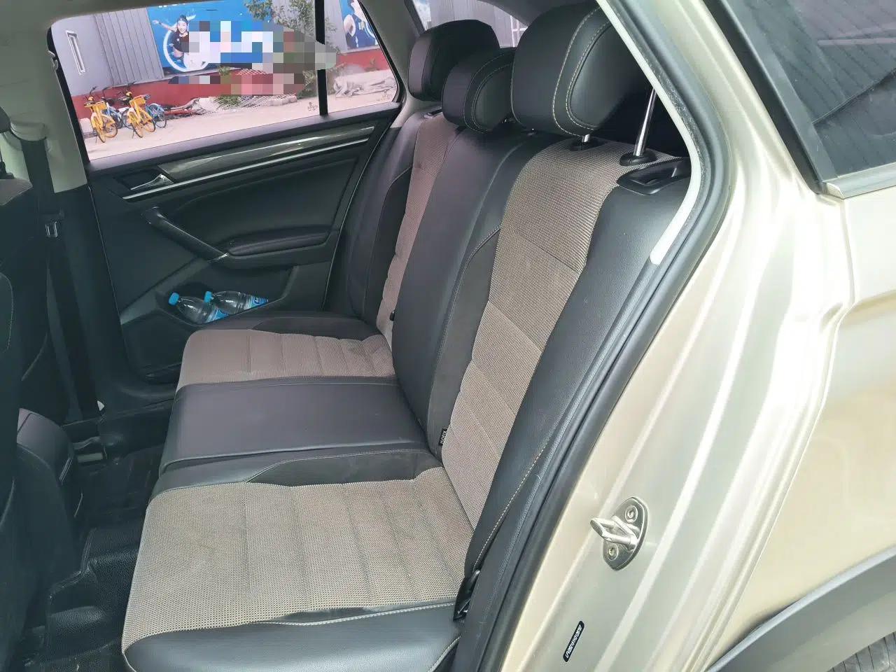 Volkswagen C-TREK 2017 1.6L Automatic Comfort Model — миниатюра 18