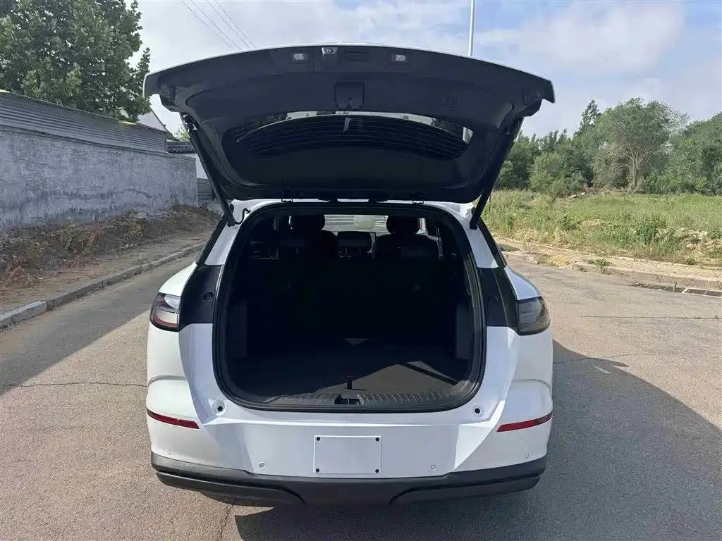 Hiace 06 2025 EV 605 Navigator Pro Edition — миниатюра 18