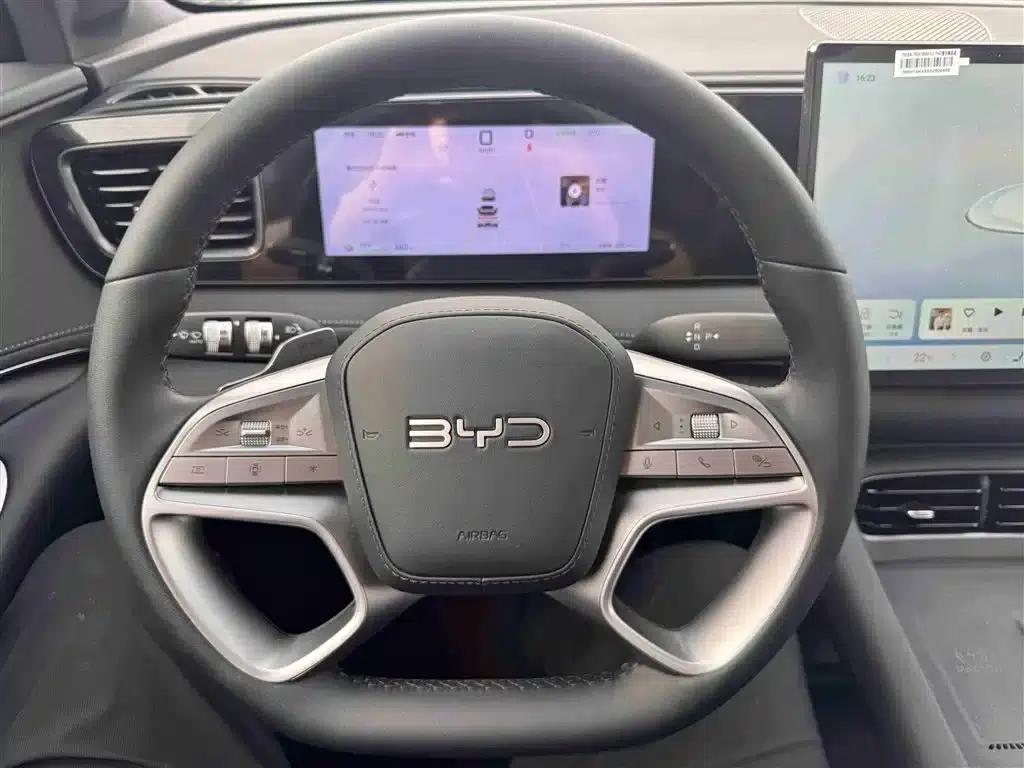 Hiace 06 2025 EV 605 Navigator Pro Edition — миниатюра 7