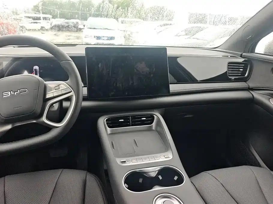 Hiace 06 2025 DM-i 205 Navigator Plus Edition — миниатюра 13