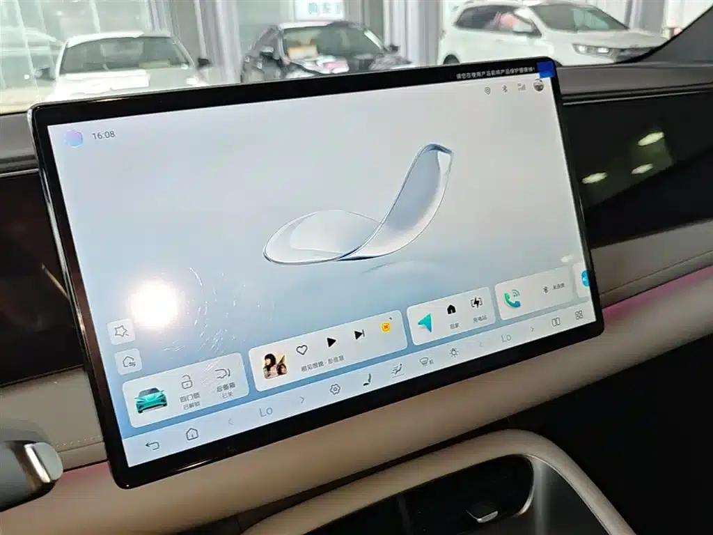Hiace 06 2025 EV 605 Navigator Pro Edition — миниатюра 13