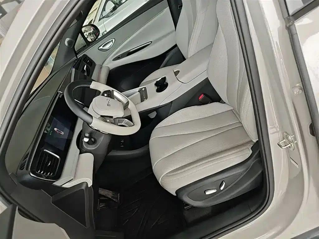 Hiace 06 2025 EV 605 Navigator Pro Edition — миниатюра 15
